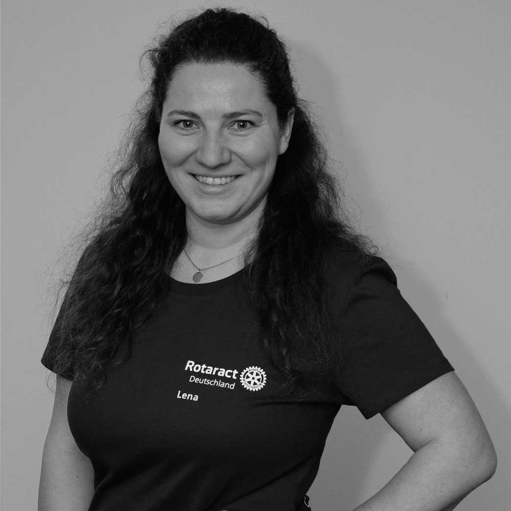 Lena Doerpinghaus Lena Doerpinghaus